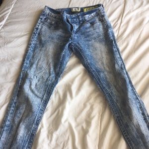 Acid washed skinny jeans/jeggings